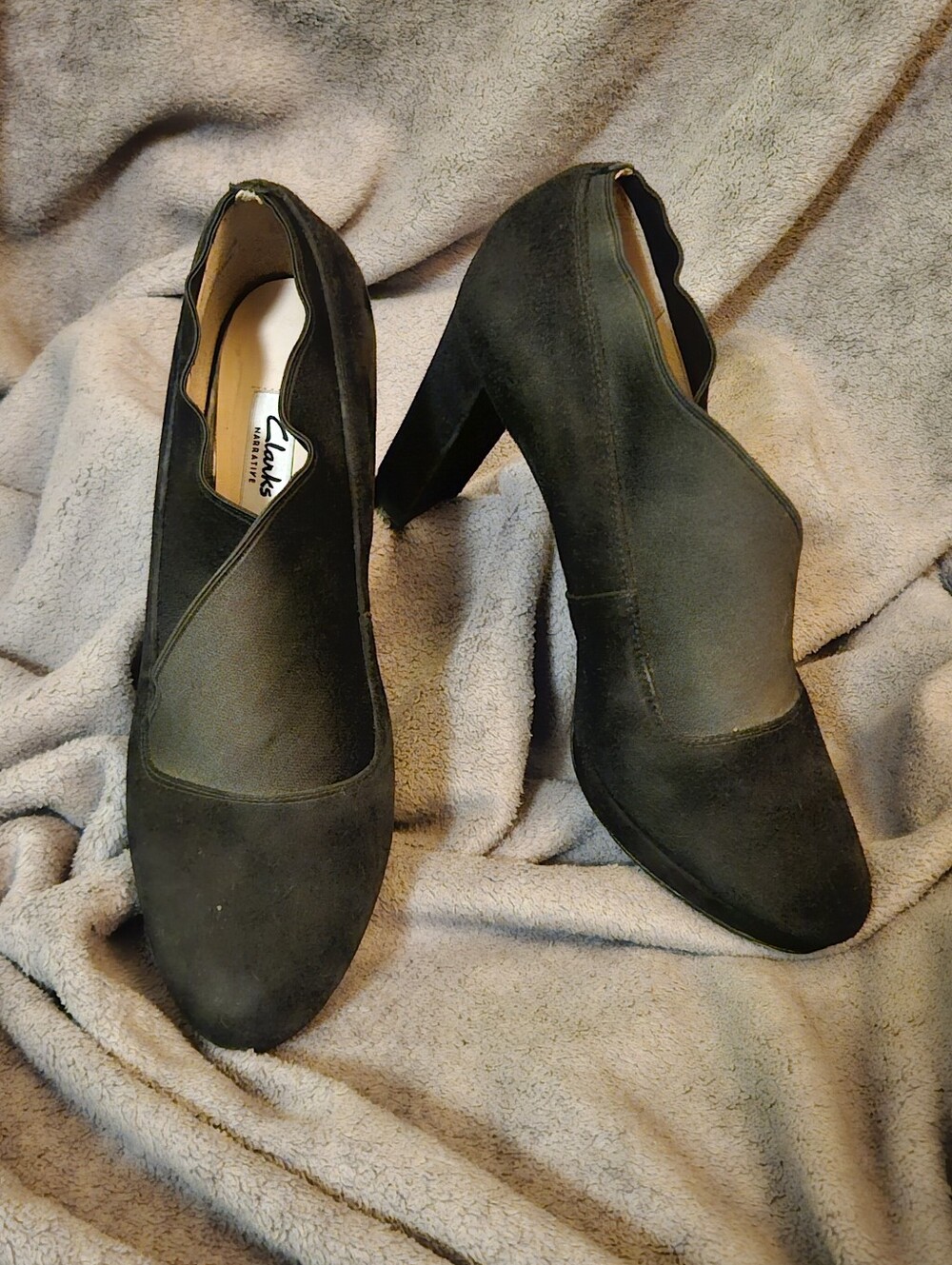Clarks Black Suede Elastic Block Heel Pumps